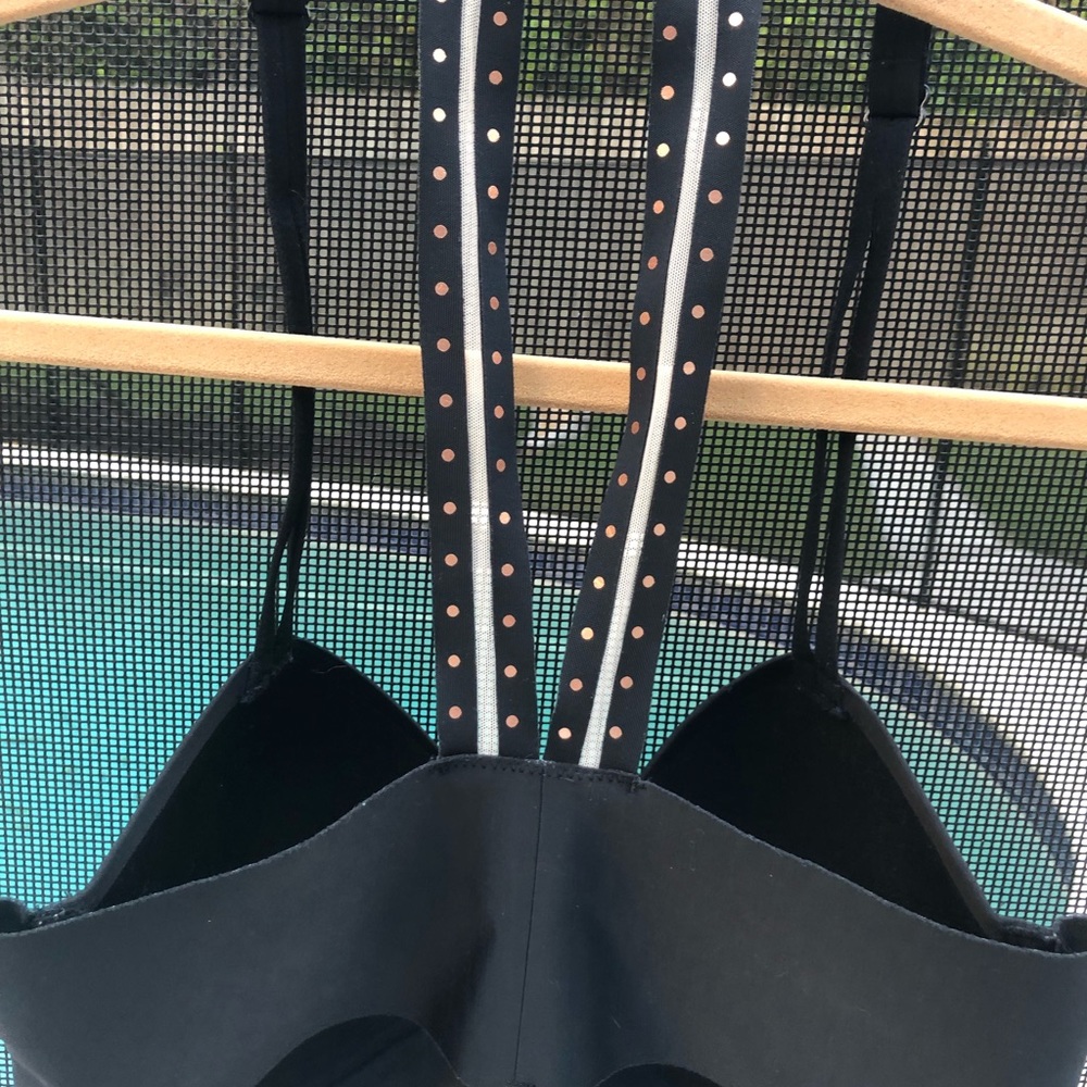 Victoria Secret T-back Black Bra Sz 32DD